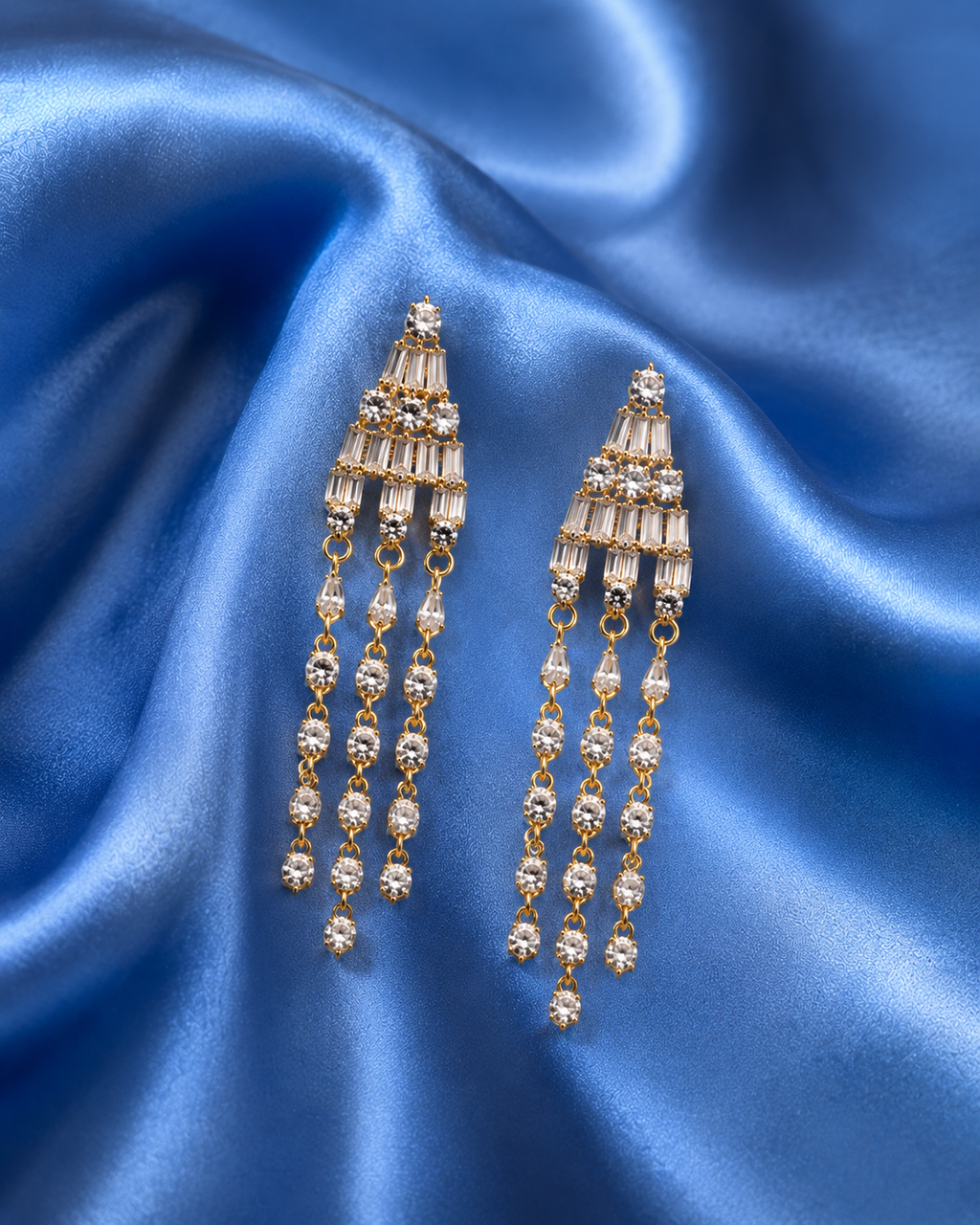 Elegante Kristall-Kaskaden Ohrringe – 18K vergoldet | 5,5 cm ✨💎