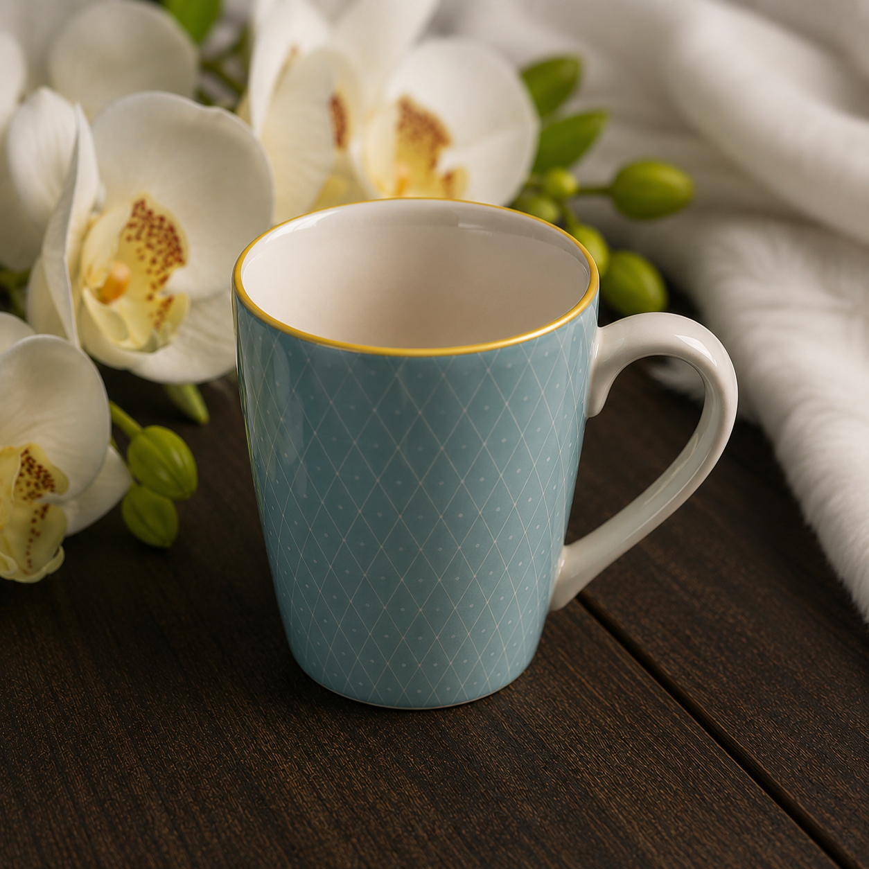 Pastelblauer Keramikbecher mit Goldrand 200 ml