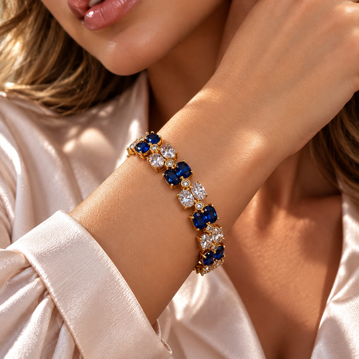 Armband mit chaberblauen & funkelnden Zirkonia-Steinen – Luxuriöser