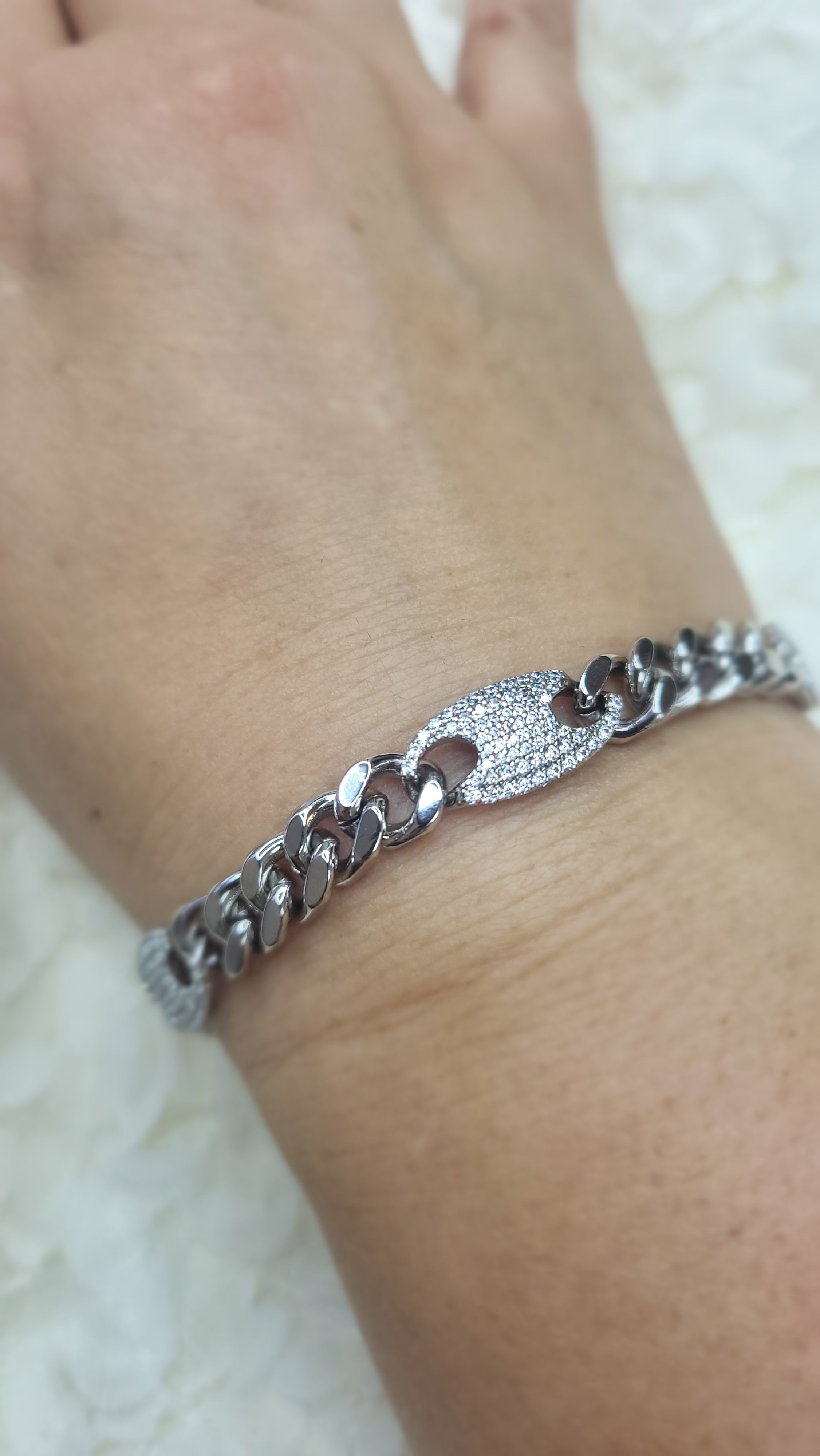 Platinum Cuban Elegance – Luxus Armband mit funkelnden Zirkonia